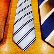 ネクタイの幅を比較